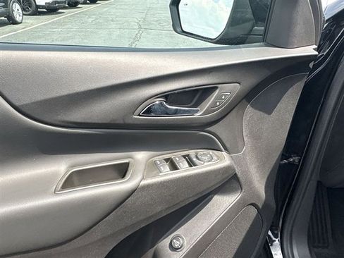 Certified 2024 Chevrolet Equinox LT w/ LPO, Floor Liner Package FWD image 22