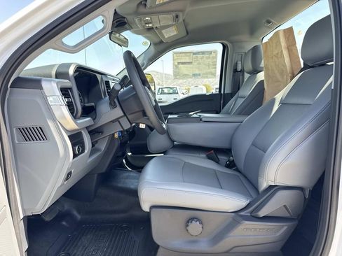 New 2026 Ford F450 XL w/ XL Chrome Package RWD image 24