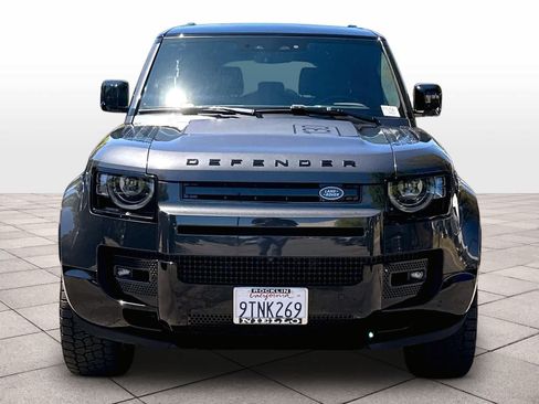 Used 2025 Land Rover Defender 130 V8 AWD/4WD image 3