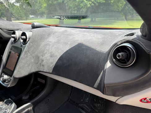 Used 2017 McLaren 570S Coupe image 23