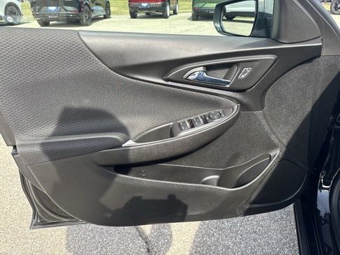 Used 2023 Chevrolet Malibu LS image 11