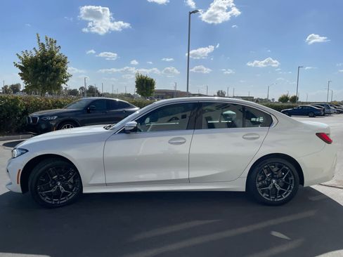 Used 2025 BMW 330i xDrive Sedan image 3