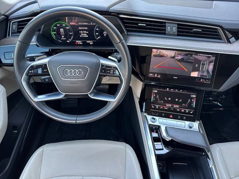 Used 2024 Audi Q8 e-tron Premium Plus w/ Premium Plus Package AWD/4WD image 14