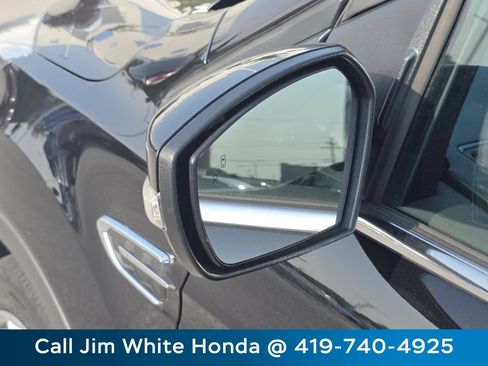 Used 2019 Ford Escape Titanium AWD/4WD image 15