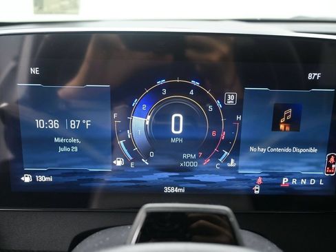 Used 2026 Chevrolet Traverse High Country FWD image 13