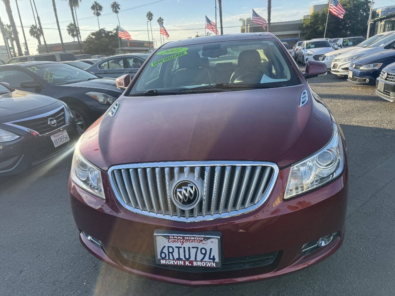 Used 2011 Buick LaCrosse CXL w/ Driver Confidence Package FWD image 3