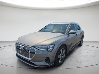 Used 2019 Audi e-tron Prestige w/ Prestige Package