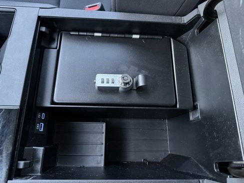 Used 2022 Toyota Tundra SR w/ SR Tow Package image 19