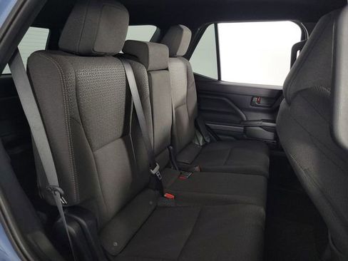 Used 2025 Toyota 4Runner SR5 AWD/4WD image 16