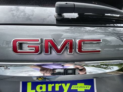 Used 2023 GMC Terrain SLT FWD image 31