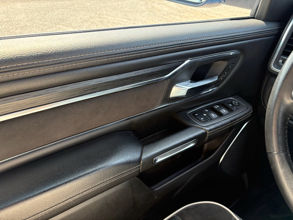 Used 2024 RAM 1500 Laramie AWD/4WD image 20