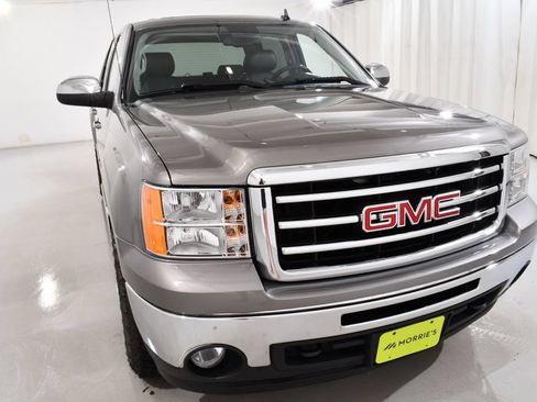 Used 2013 GMC Sierra 1500 SLT w/ SLT Convenience Package AWD/4WD image 4