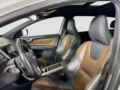 Used 2015 Volvo XC60 T6 Platinum FWD image 18