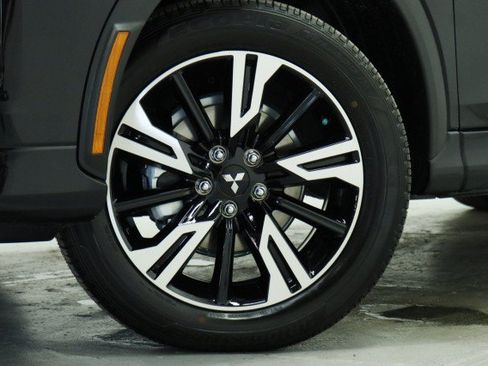 New 2026 Mitsubishi Eclipse Cross SEL AWD/4WD image 3