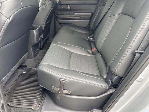 Used 2024 Toyota Tacoma TRD Off-Road w/ TRD Off Road Premium Package image 29