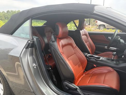 Used 2024 Ford Mustang GT Premium RWD image 36