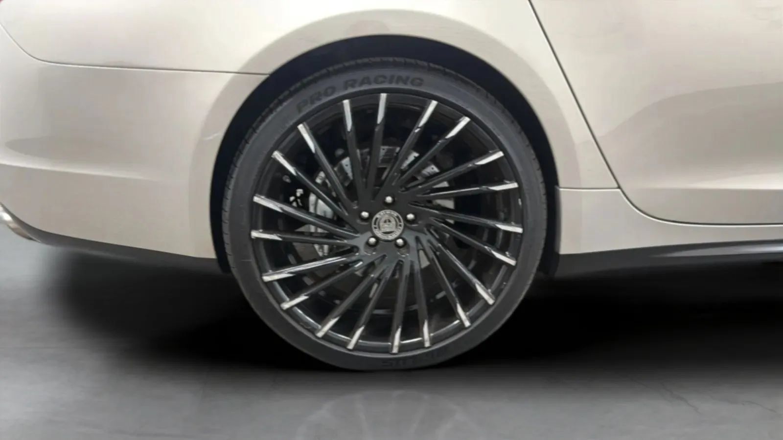 Used 2014 Maserati Quattroporte S Q4 AWD/4WD image 26