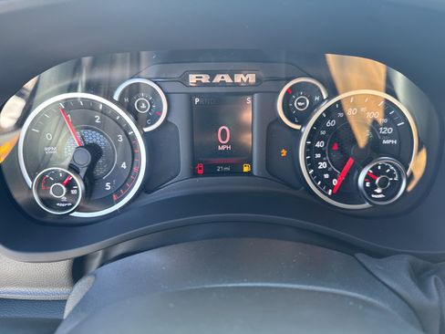 New 2026 RAM 2500 Big Horn AWD/4WD image 24