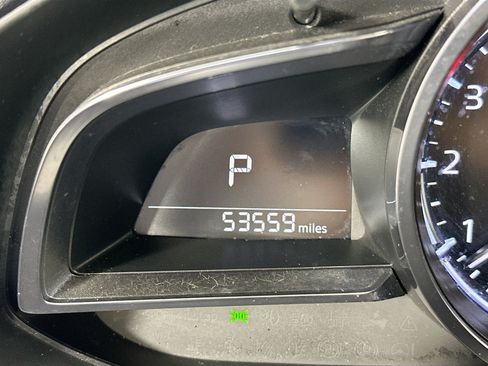Used 2018 MAZDA MAZDA3 Grand Touring FWD image 12