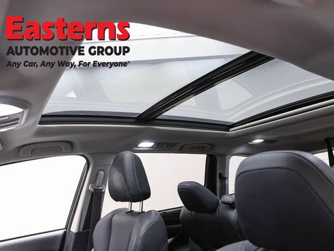 Used 2022 Subaru Ascent Touring AWD/4WD image 40