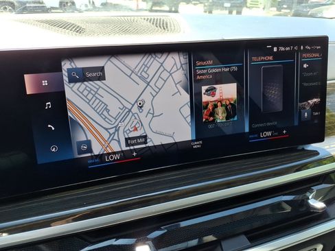 Used 2023 BMW X7 xDrive40i AWD/4WD image 22