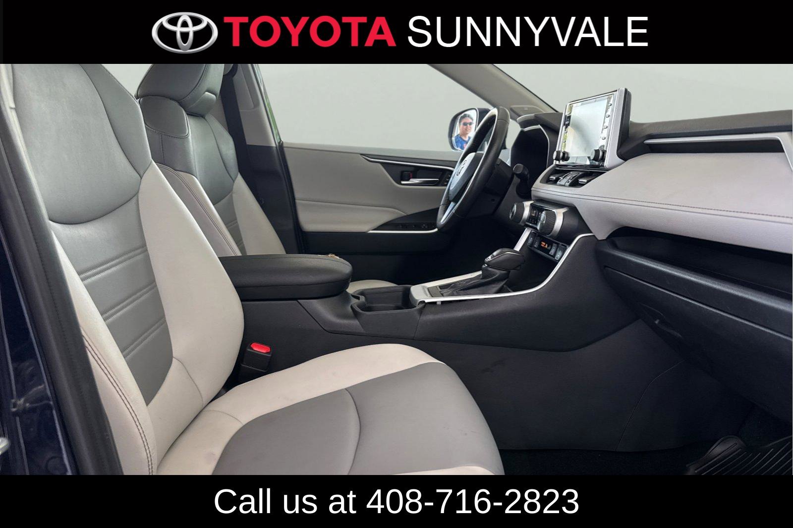 Used 2021 Toyota RAV4 XLE Premium AWD/4WD image 20