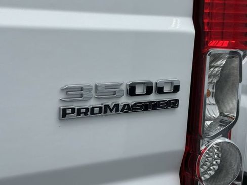 New 2024 RAM ProMaster 3500 w/ Premium Convenience Group FWD image 4