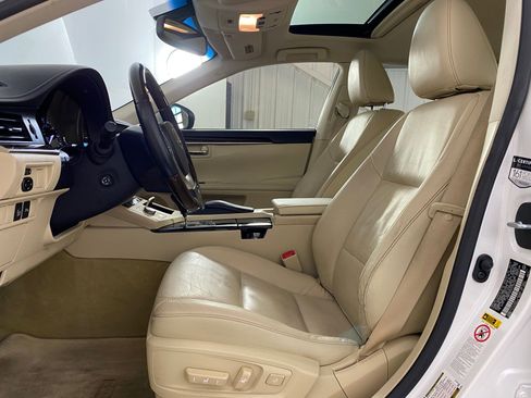 Used 2015 Lexus ES 350 image 4