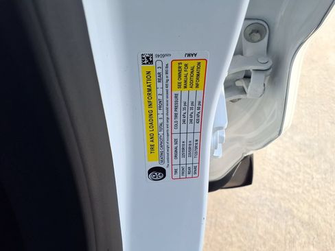 Used 2025 Buick Encore GX Preferred FWD image 38
