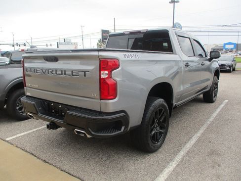 Used 2024 Chevrolet Silverado 1500 LT Trail Boss w/ LT Trail Boss Premium Package AWD/4WD image 20