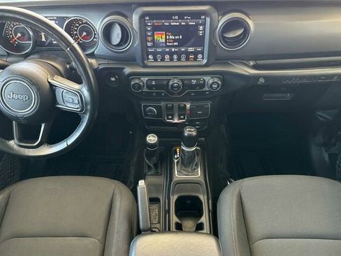 Used 2021 Jeep Wrangler Sport AWD/4WD image 13