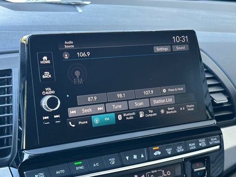 Used 2026 Honda Odyssey EX-L image 16