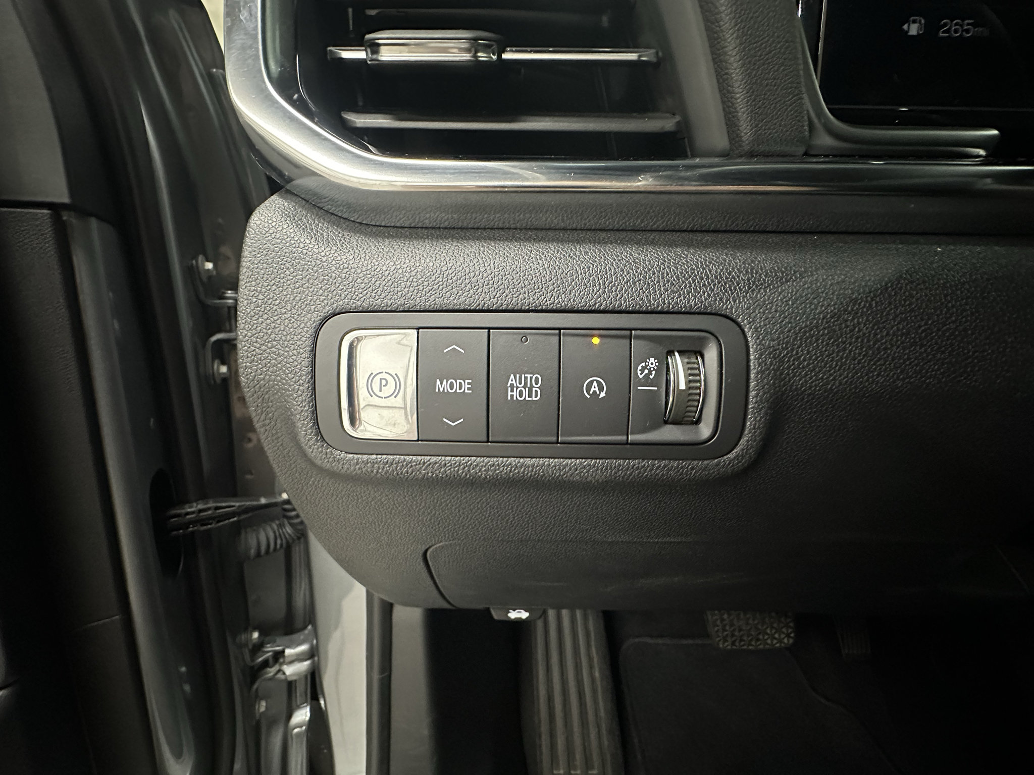 Certified 2026 GMC Terrain Elevation FWD image 24
