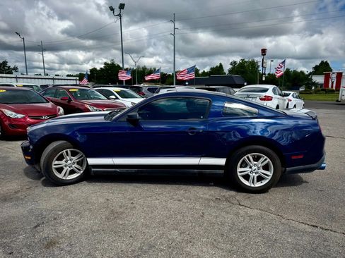 Used 2012 Ford Mustang Coupe RWD image 6