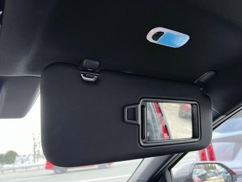 Used 2025 Kia K4 GT-Line w/ GT-Line Premium Package image 32