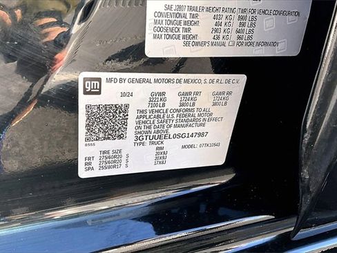 Used 2025 GMC Sierra 1500 AT4 w/ AT4 Premium Package image 33