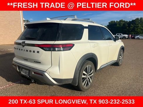 Used 2024 Nissan Pathfinder Platinum FWD image 12