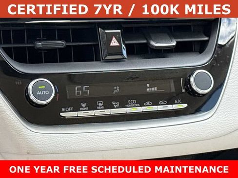 Used 2025 Toyota Corolla LE FWD image 21