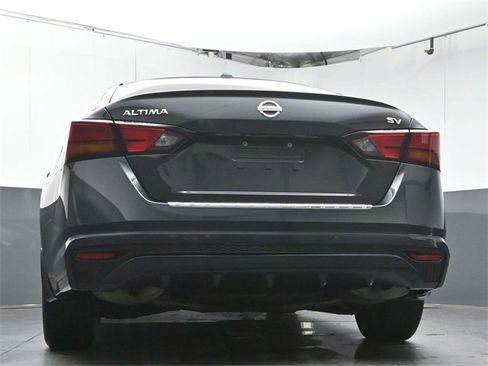 Used 2022 Nissan Altima 2.5 SV image 34