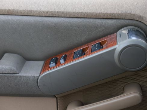 Used 2007 Ford Explorer Eddie Bauer RWD image 40
