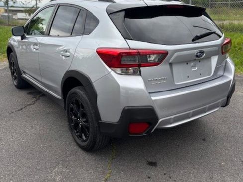Used 2023 Subaru Crosstrek 2.0i image 5