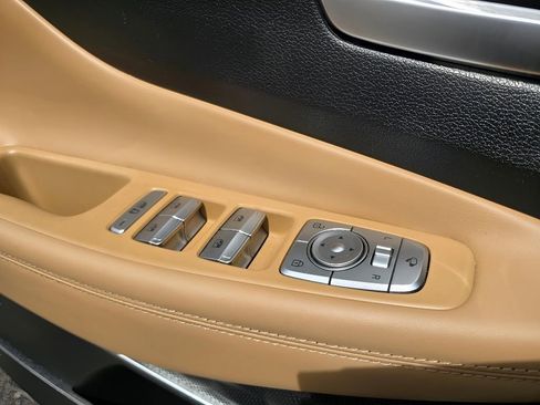 Used 2023 Hyundai Santa Fe Calligraphy image 15