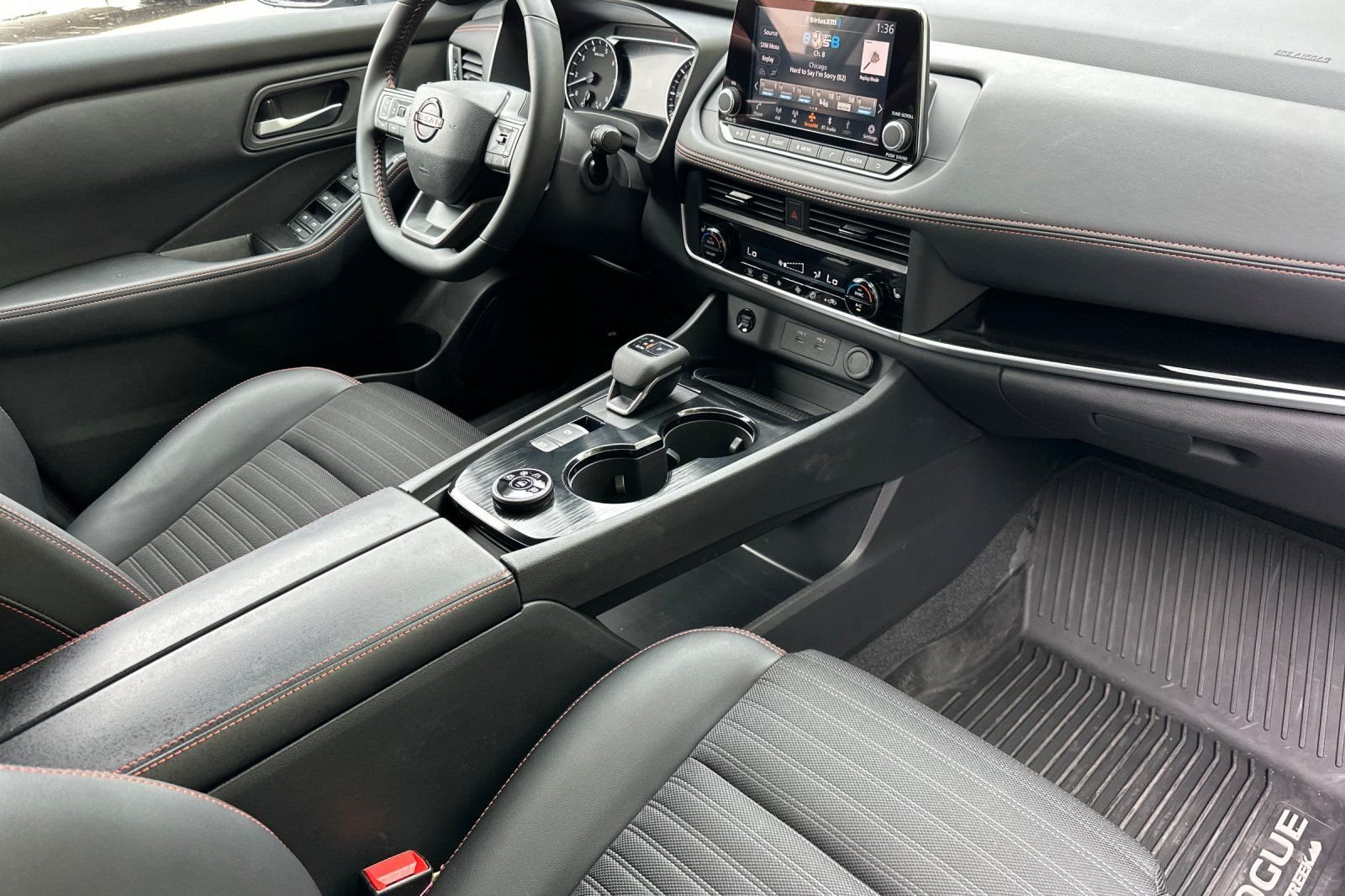Used 2026 Nissan Rogue SV AWD/4WD image 18
