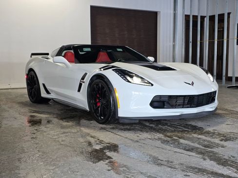 Used 2019 Chevrolet Corvette Grand Sport image 3
