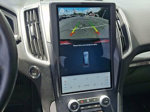 Used 2023 Ford Edge SEL AWD/4WD image 18