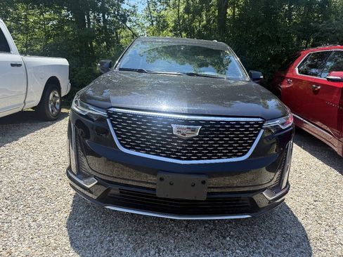 Used 2021 Cadillac XT6 Luxury AWD/4WD image 3