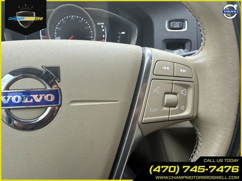 Used 2016 Volvo V60 T5 Premier image 25