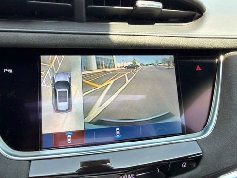 Used 2018 Cadillac XT5 Platinum AWD/4WD image 13