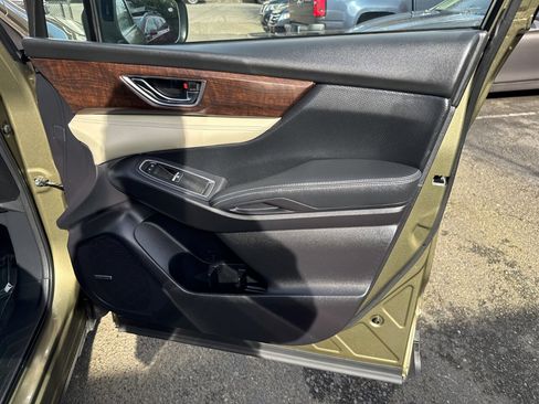 Used 2022 Subaru Ascent Touring image 21