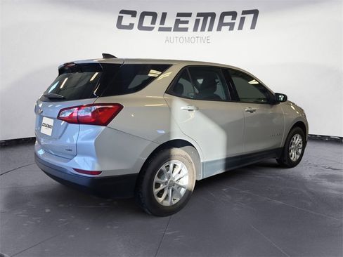 Used 2019 Chevrolet Equinox LS image 5